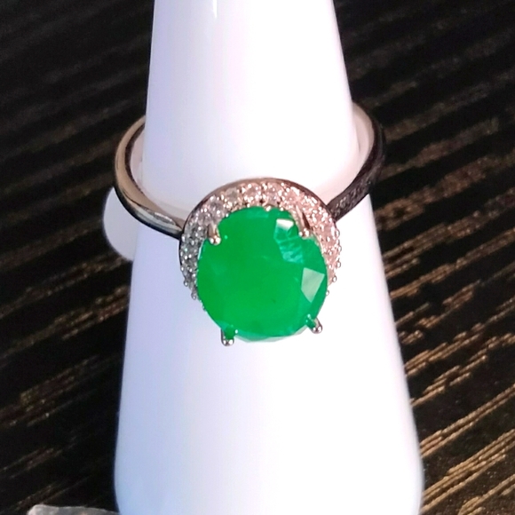 Lab Created Green Jade Ring Size 5